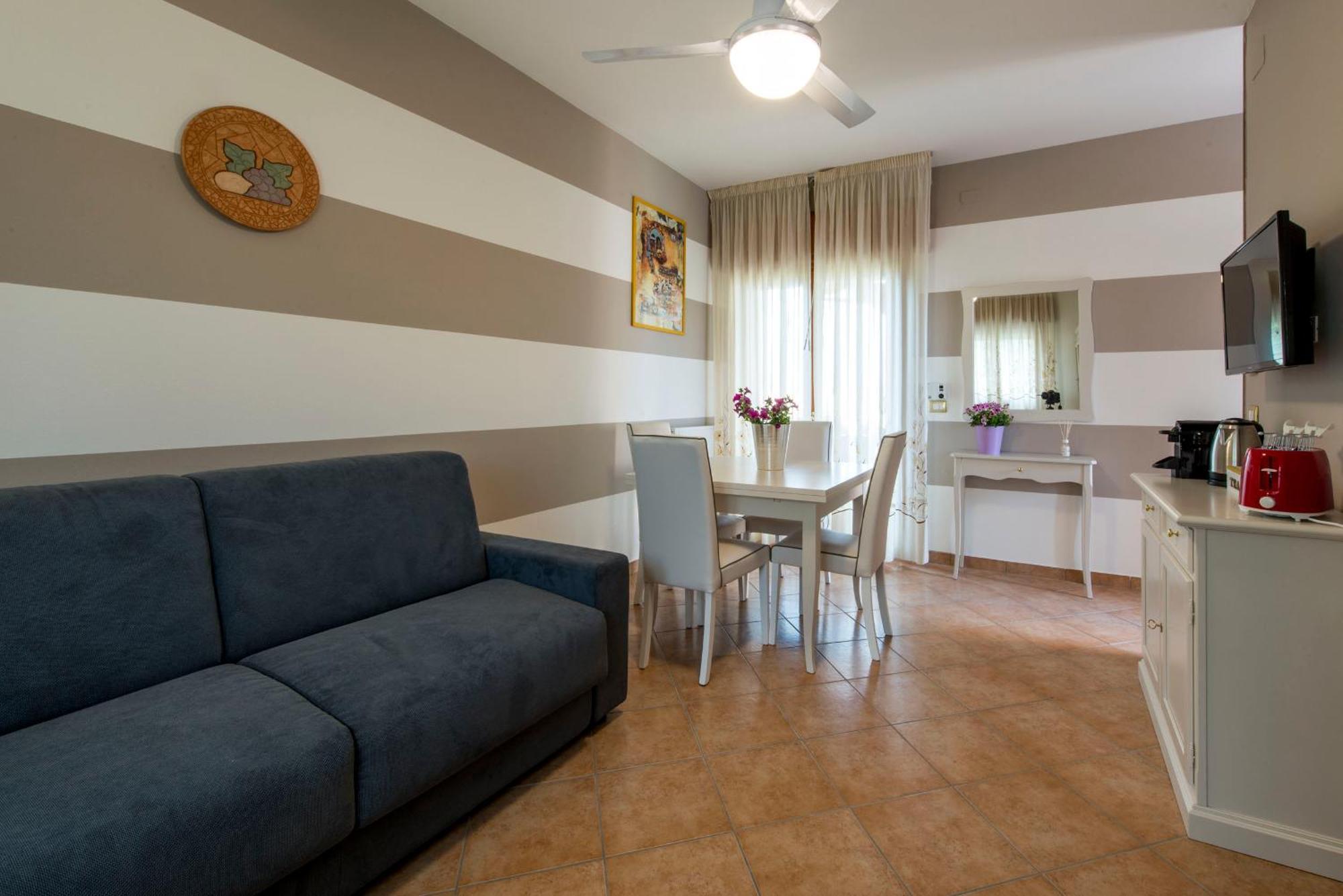 Italianflat - Peschiera Residence Пескьера-дель-Гарда Экстерьер фото